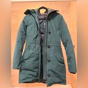 Canada Goose Women's Rossclair Parka - S